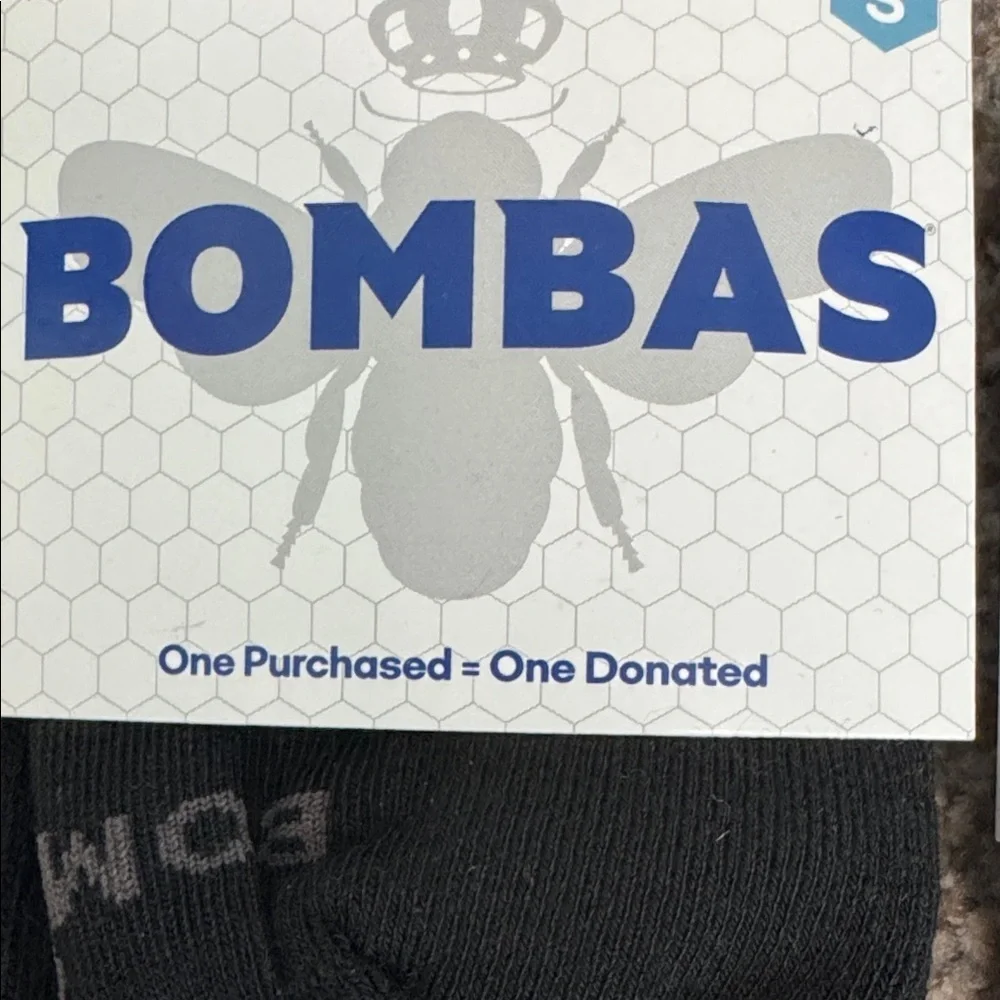 Bombas Set of 5 Mid Calf Black and Gray Athletic Socks